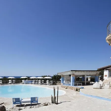 Villa Tower Alliste